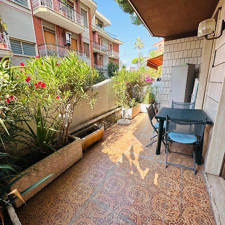 SUITE DUCA a Sanremo per 4 persone Giardino Vista Mare Gorgeous 1 bed flat with garden! Esterno foto