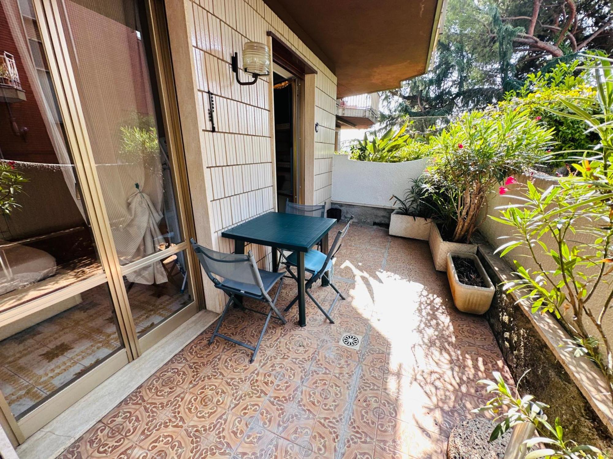 SUITE DUCA a Sanremo per 4 persone Giardino Vista Mare Gorgeous 1 bed flat with garden! Esterno foto