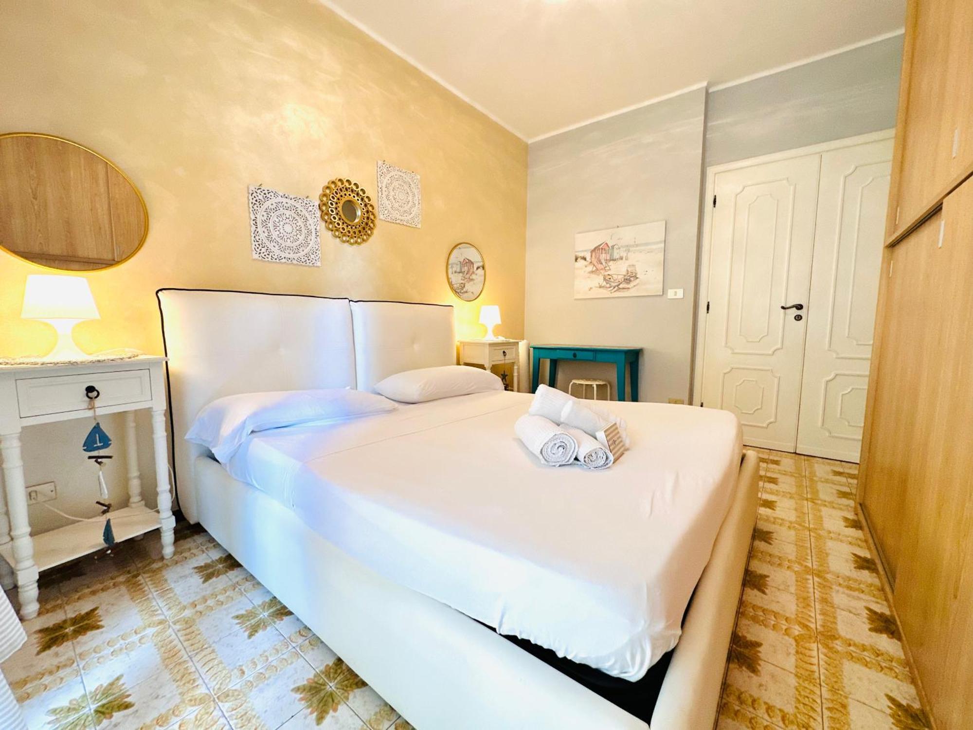 SUITE DUCA a Sanremo per 4 persone Giardino Vista Mare Gorgeous 1 bed flat with garden! Esterno foto