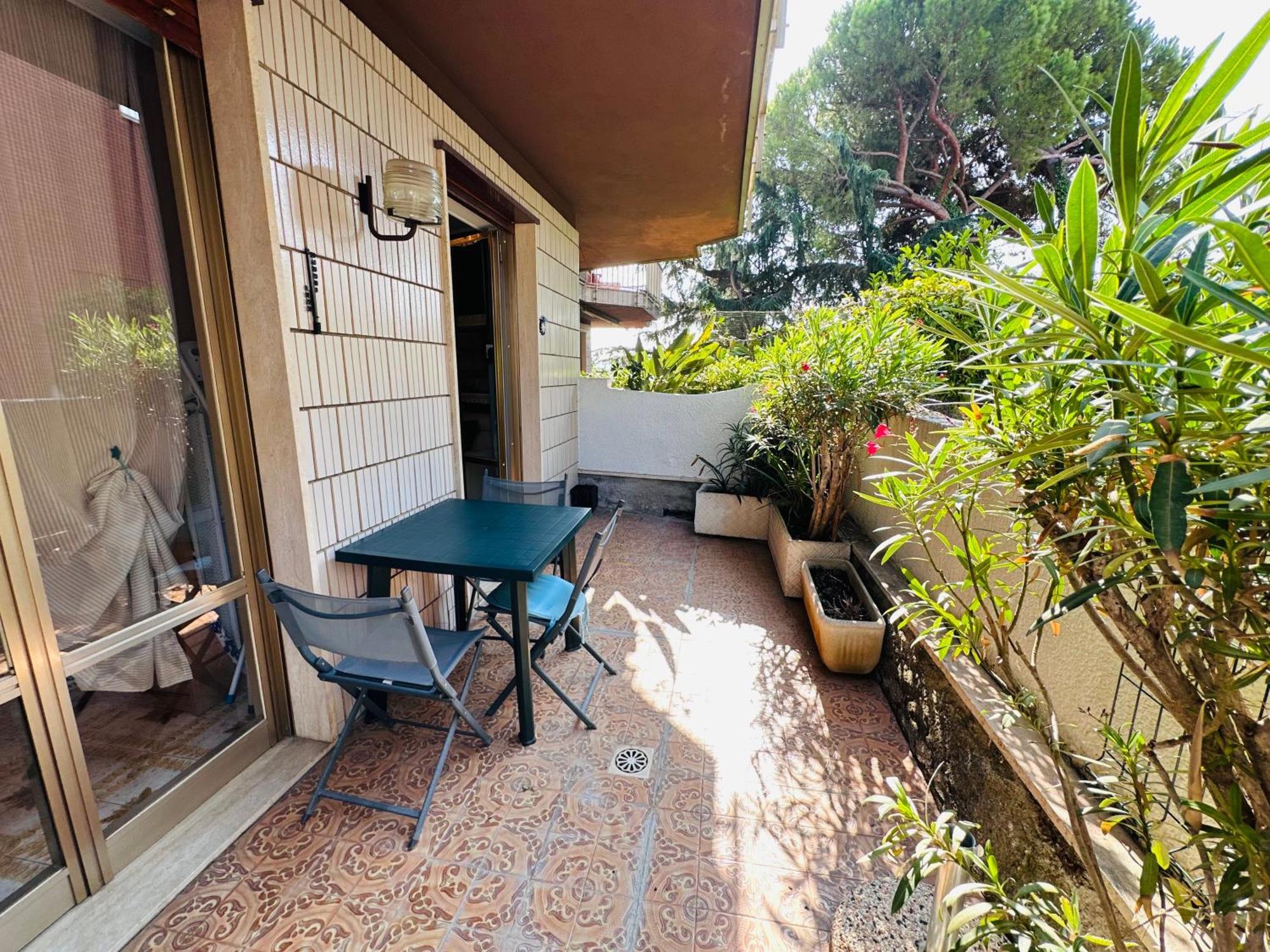 SUITE DUCA a Sanremo per 4 persone Giardino Vista Mare Gorgeous 1 bed flat with garden! Esterno foto
